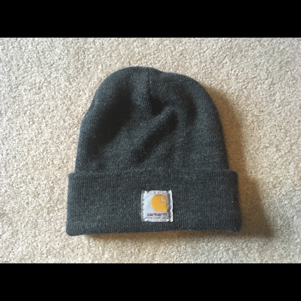 Dark grey carhartt beanie